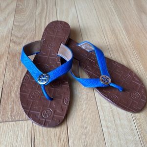 Tory Burch Royal Blue Leather Sandals Flip-Flops with Gold-tone Logo Size 9 VGUC